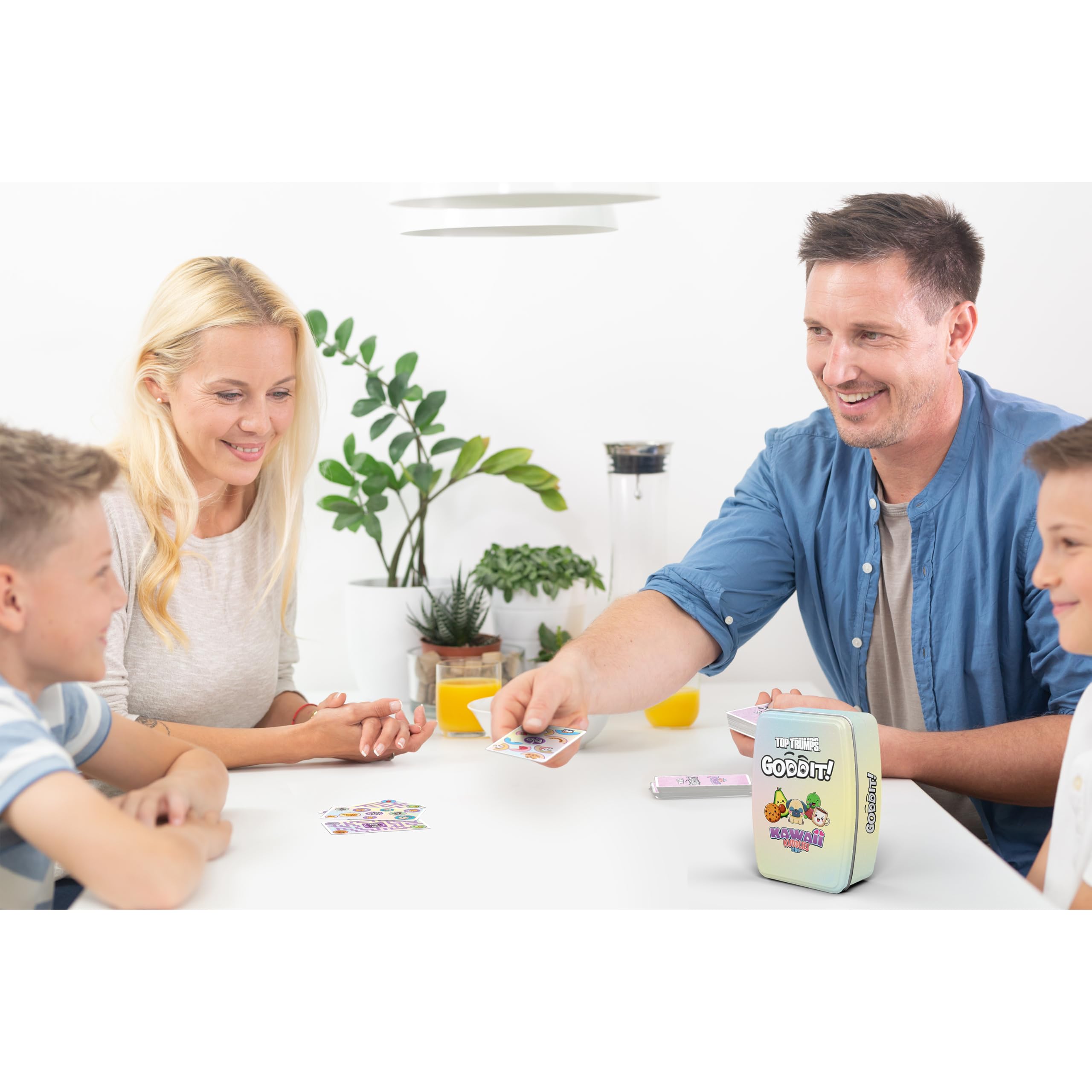 Top Trumps Kawaii Kuddlies Goddit! Card Game for Kids and Adults Family Game Travel Game 1 to 6 Players Makes a Great Gift for Ages 6 Plus - Image 4