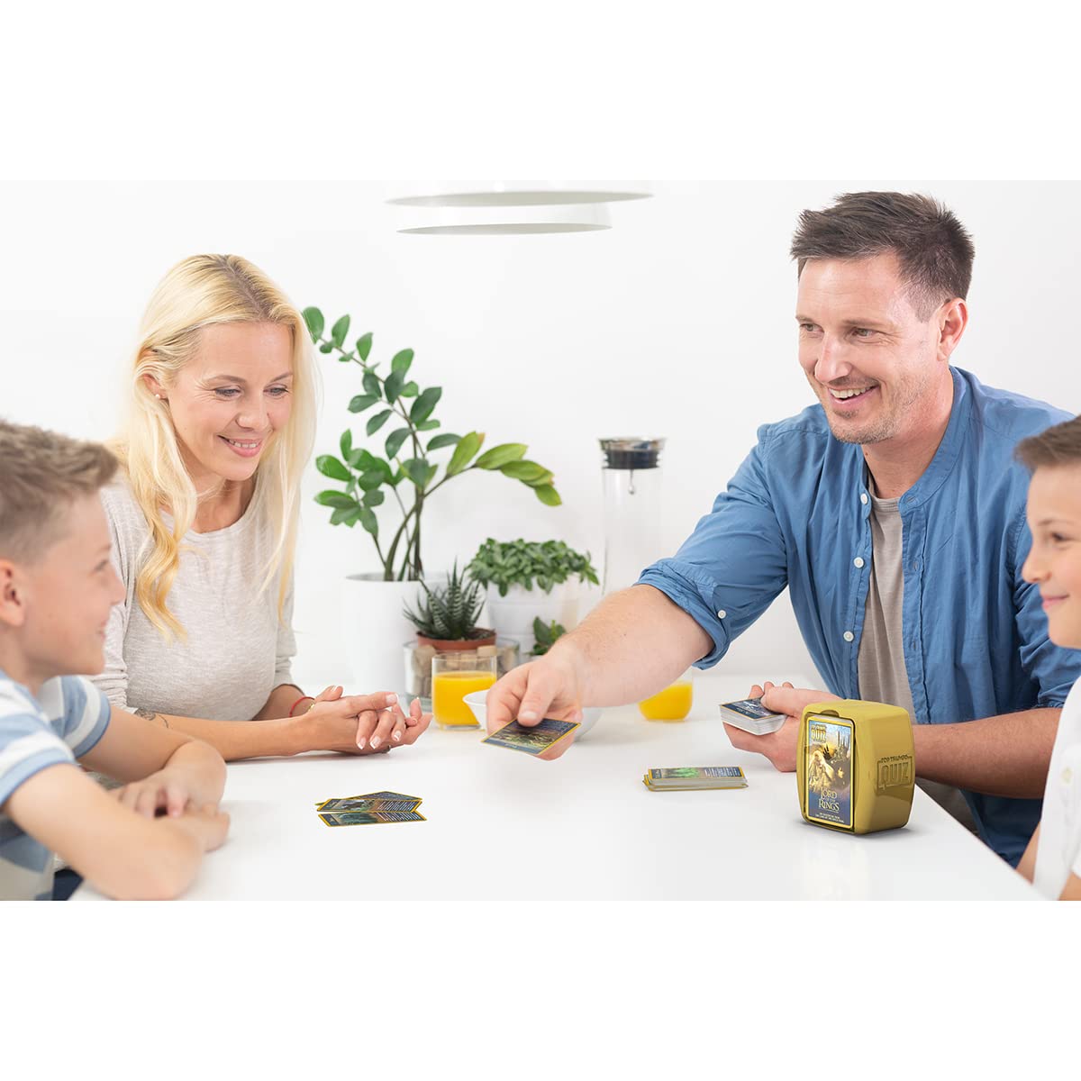 Top Trumps Lord of The Rings Quiz Game - Image 9