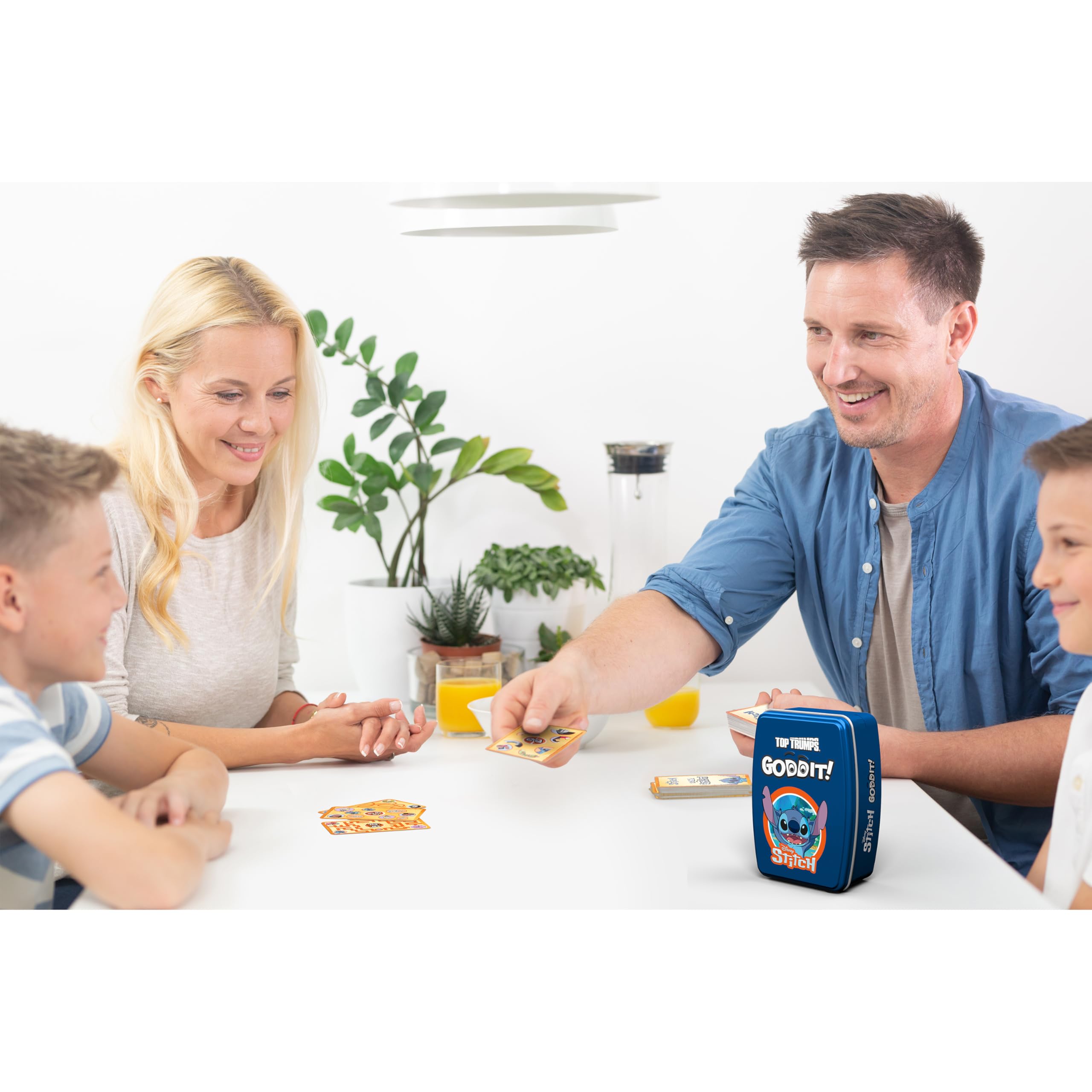 Top Trumps Stitch Goddit! Card Game for Kids and Adults Family Game Travel Game 1 to 6 Players Makes a Great Gift for Ages 6 Plus - Image 8